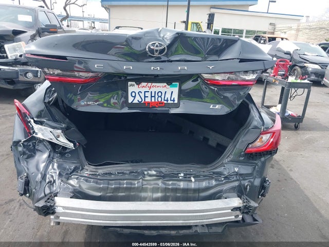 Toyota CAMRY LE 2025 4T1DAACK1SU097007 Image 6