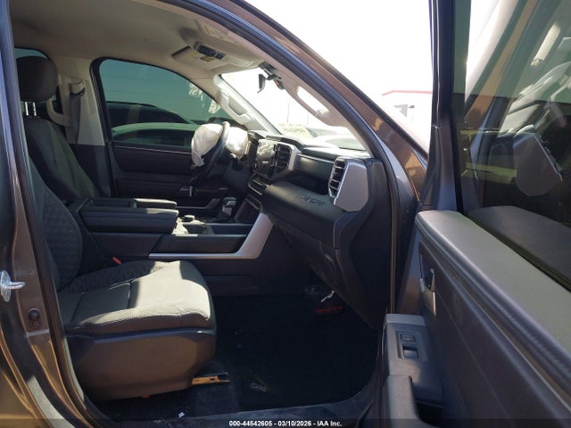 2024 Toyota Tundra Sr5 მანქანა იყიდება აუქციონზე, vin: 5TFLA5DB7RX152185, აუქციონის ნომერი: 44542605