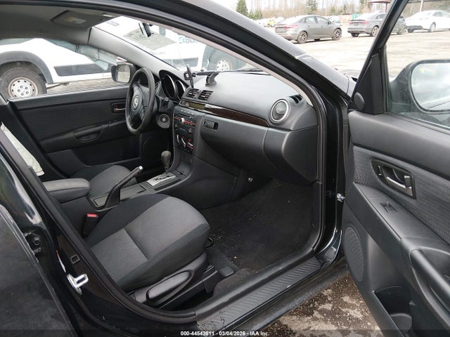 44542611 :رقم المزاد ، JM1BK32FX81811283 vin ، 2008 Mazda Mazda3 I مزاد بيع