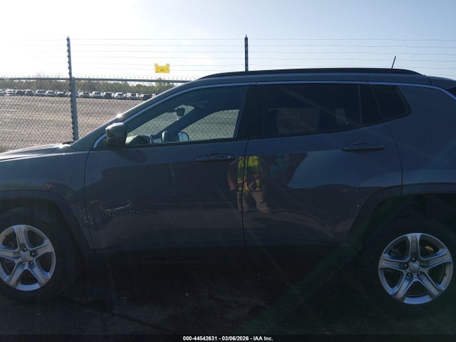 Jeep Compass Latitude 4x4 2023 3C4NJDBN2PT505893 Image 15