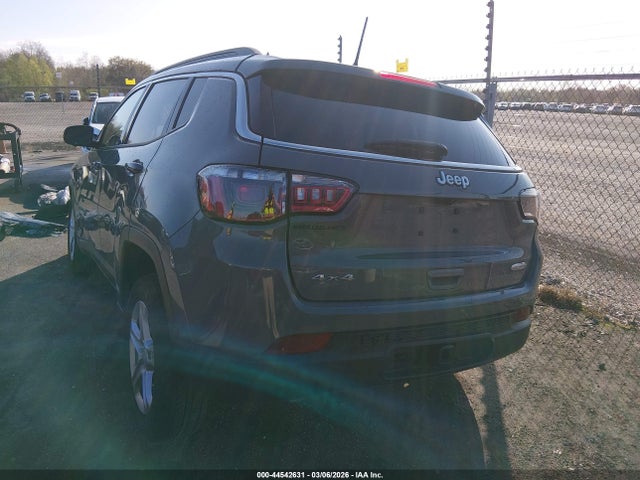 Jeep Compass Latitude 4x4 2023 3C4NJDBN2PT505893 Image 4