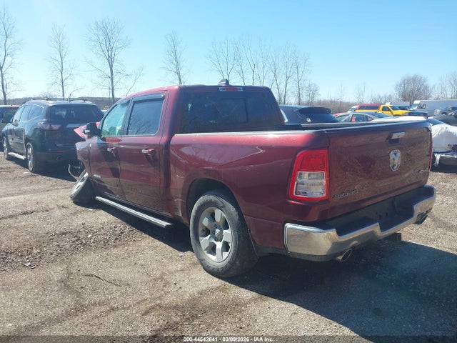 2019 RAM 1500 1C6SRFFT2KN804316 Photo 2