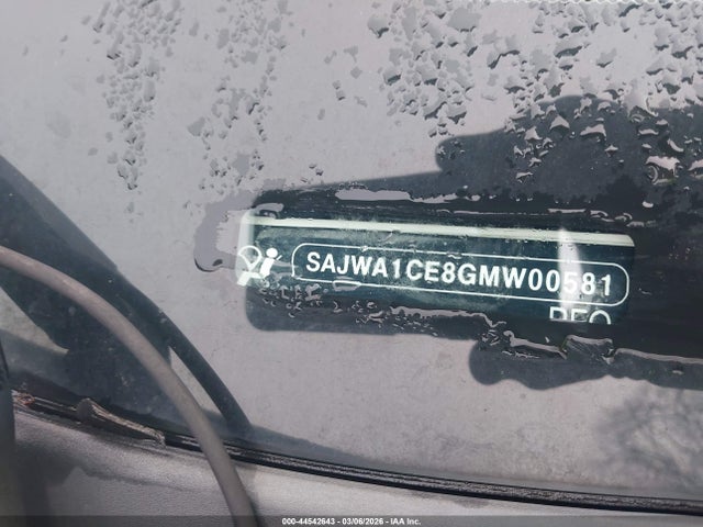 2016 JAGUAR XJ SAJWA1CE8GMW00581 Photo 8