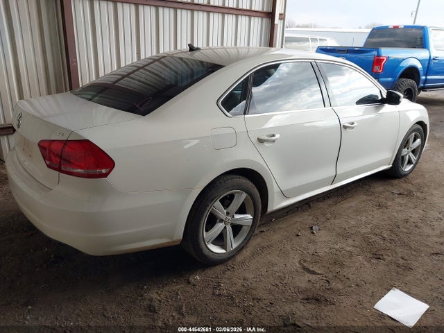 Продаж на аукціоні авто 2013 Volkswagen Passat 2.5l Se, vin: 1VWBH7A30DC118666, номер лоту: 44542681