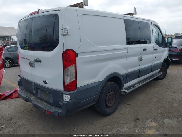 1FTNR1ZM1FKB03562 Ford Transit-250