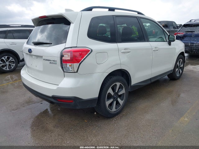 Subaru Forester 2.5i Premium 2017 JF2SJAGC0HH446806 Image 4