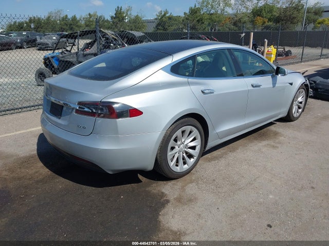 2017 TESLA MODEL S 5YJSA1E23HF190895 Photo 3