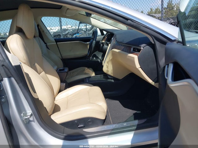 2017 TESLA MODEL S 5YJSA1E23HF190895 Photo 4
