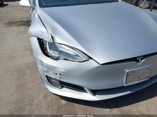 2017 TESLA MODEL S 5YJSA1E23HF190895 Photo 5