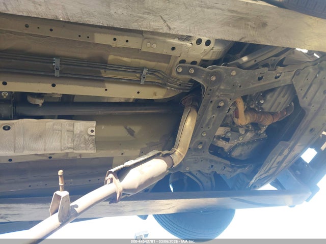 5N1AT2MV0JC814139 Nissan ROGUE SV
