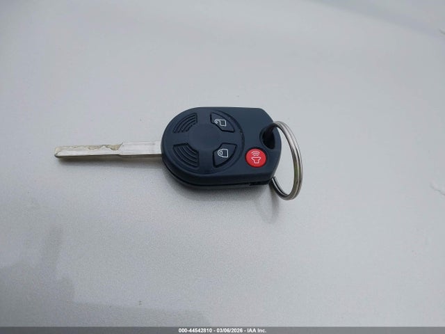 1FMCU0GD4HUC09901 Ford ESCAPE SE