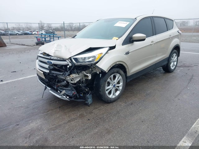 1FMCU0GD4HUC09901 Ford ESCAPE SE