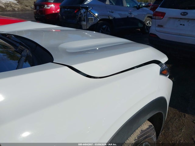 KL77LHEP8TC072591 Chevrolet Trax Fwd Lt