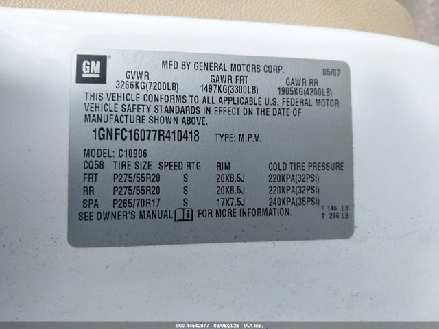 2007 CHEVROLET SUBURBAN 1500 1GNFC16077R410418 Photo 8