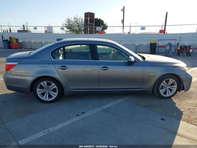 44542878 :رقم المزاد ، WBANU5C57AC460137 vin ، 2010 Bmw 528i مزاد بيع
