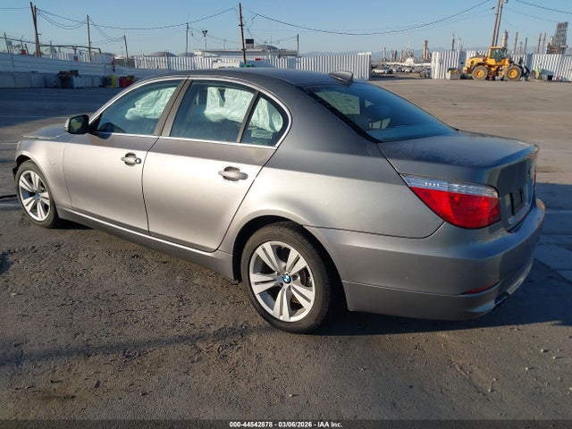 44542878 :رقم المزاد ، WBANU5C57AC460137 vin ، 2010 Bmw 528i مزاد بيع