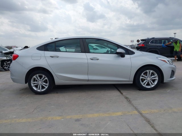 1G1BC5SM8K7131600 Chevrolet CRUZE LS