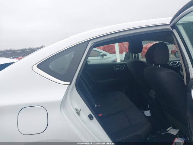 44542912 :رقم المزاد ، 3N1AB7AP3HY390275 vin ، 2017 Nissan Sentra Sv مزاد بيع
