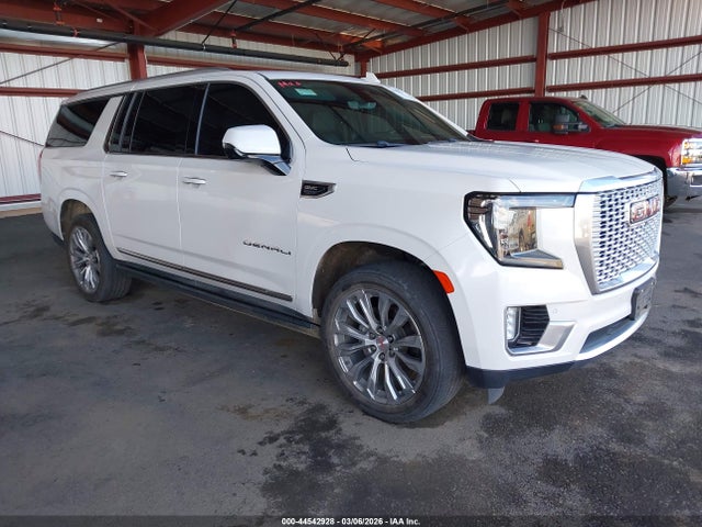 2021 GMC YUKON XL 1GKS2JKL1MR193569