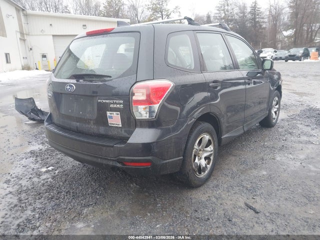44542941 :رقم المزاد ، JF2SJAAC6HG574448 vin ، 2017 Subaru Forester 2.5i مزاد بيع
