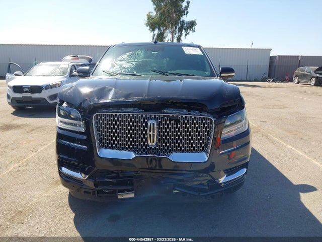 5LMJJ2LT3JEL00521 Lincoln Navigator Reserve