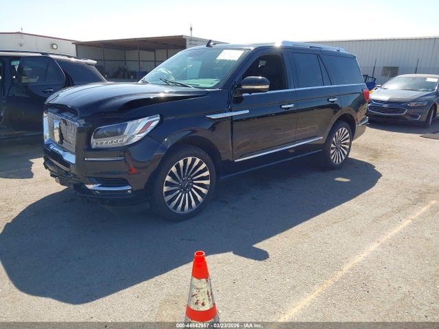 2018 LINCOLN NAVIGATOR 5LMJJ2LT3JEL00521 Photo 1