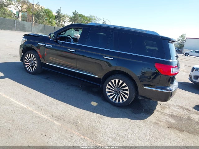 2018 LINCOLN NAVIGATOR 5LMJJ2LT3JEL00521 Photo 2