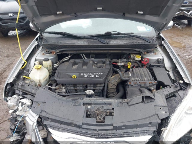 2013 Chrysler 200 Lx მანქანა იყიდება აუქციონზე, vin: 1C3CCBAB8DN734110, აუქციონის ნომერი: 44542963