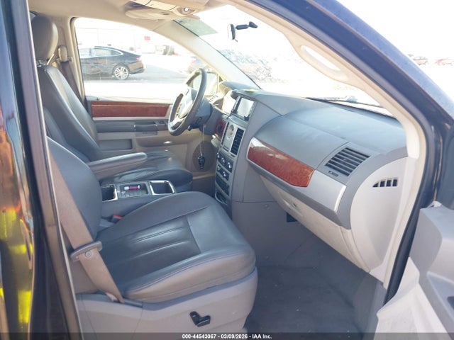 44543067 :رقم المزاد ، 2A8HR54199R609866 vin ، 2009 Chrysler Town & Country Touring مزاد بيع