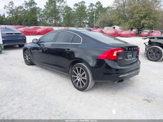2016 VOLVO S60 INSCRIPTION LYV402FM2GB094175 Photo 2