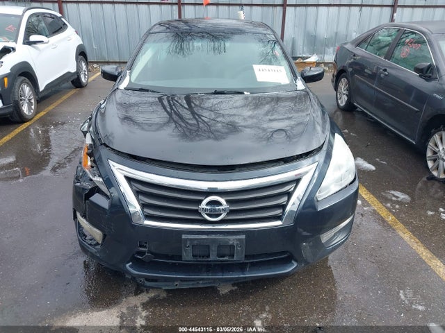 Nissan Altima 2.5 S 2015 1N4AL3AP1FC462461 Image 12