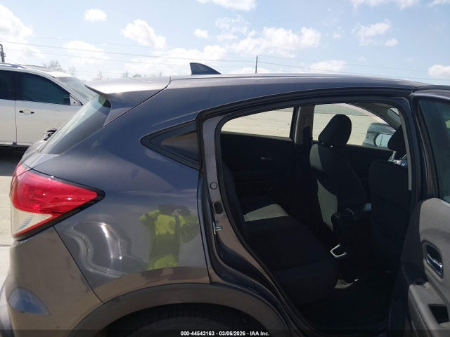 3CZRU5H38KG706116 Honda HR-V LX