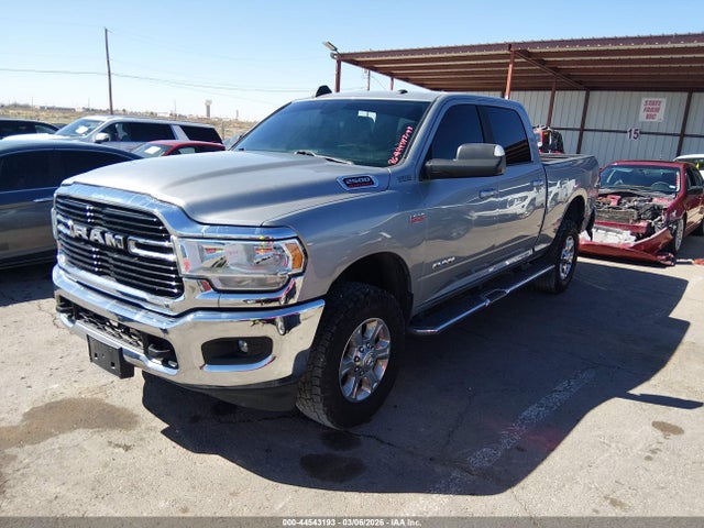 44543193 :رقم المزاد ، 3C6UR5DJ9MG540981 vin ، 2021 Ram 2500 Big Horn  4x4 6'4 Box مزاد بيع