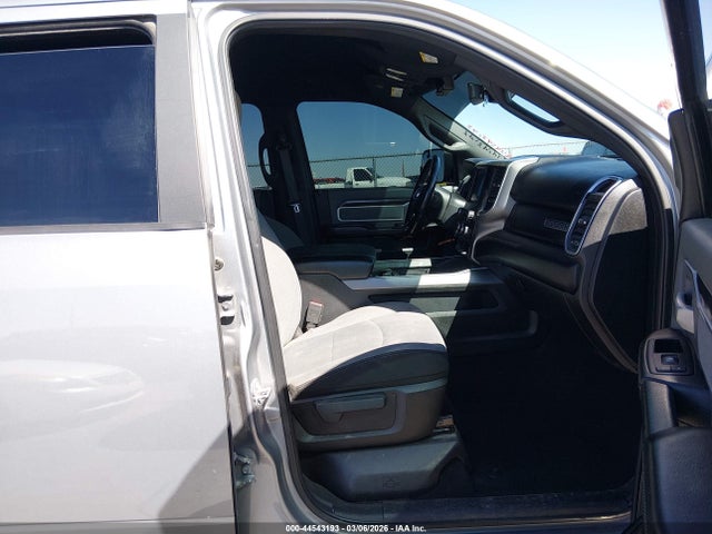 44543193 :رقم المزاد ، 3C6UR5DJ9MG540981 vin ، 2021 Ram 2500 Big Horn  4x4 6'4 Box مزاد بيع