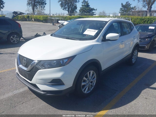JN1BJ1AV9MW313687 Nissan Rogue Sport S Fwd Xtronic Cvt