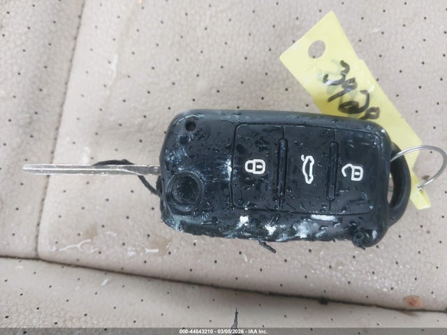 Продажа на аукционе авто 2008 Volkswagen Eos Komfort/turbo, vin: WVWBA71F88V014356, номер лота: 44543210