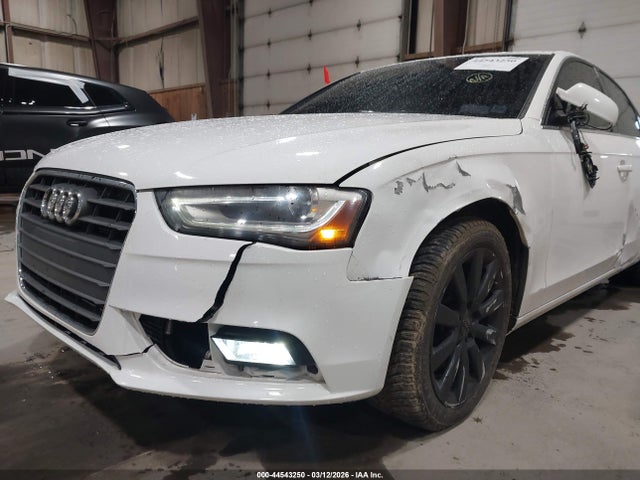 2013 Audi A4 2.0t Premium მანქანა იყიდება აუქციონზე, vin: WAUAFAFL4DA179778, აუქციონის ნომერი: 44543250