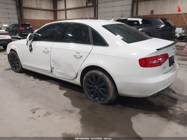 2013 AUDI A4 WAUAFAFL4DA179778 Photo 2
