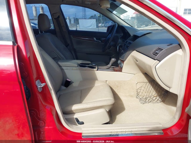 44543263 :رقم المزاد ، WDDGF5EB9BF650794 vin ، 2011 Mercedes-benz C 300 Sport مزاد بيع