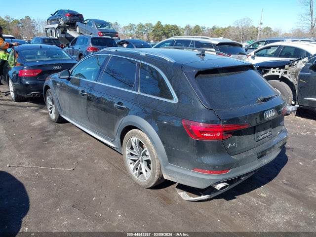 2018 AUDI A4 ALLROAD WA18NAF48JA008664 Photo 2