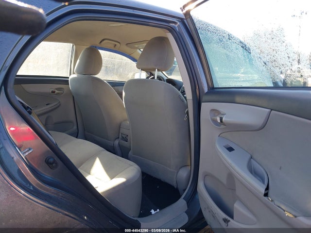 44543290 :رقم المزاد ، 2T1BU4EEXCC833985 vin ، 2012 Toyota Corolla L مزاد بيع