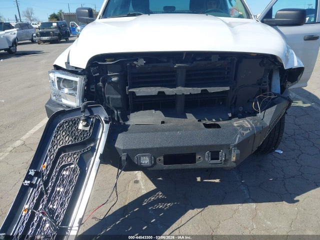 2015 Ram 1500 Tradesman მანქანა იყიდება აუქციონზე, vin: 1C6RR7FT1FS664576, აუქციონის ნომერი: 44543300