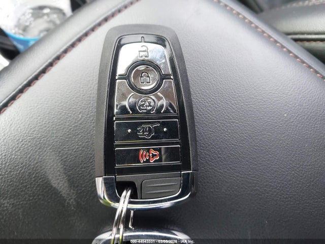 44543331 :رقم المزاد ، 5LMYJ8XYXPNL01326 vin ، 2023 Lincoln Aviator Grand Touring مزاد بيع