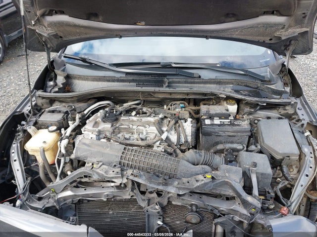 Toyota C-HR XLE 2018 NMTKHMBX6JR024772 Image 10