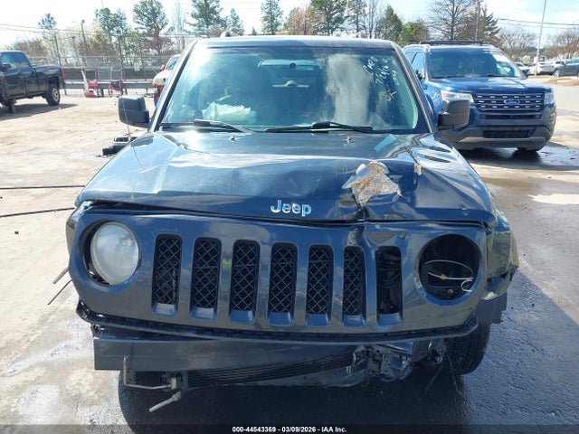 44543369 :رقم المزاد ، 1C4NJPCB2ED624164 vin ، 2014 Jeep Patriot Limited مزاد بيع
