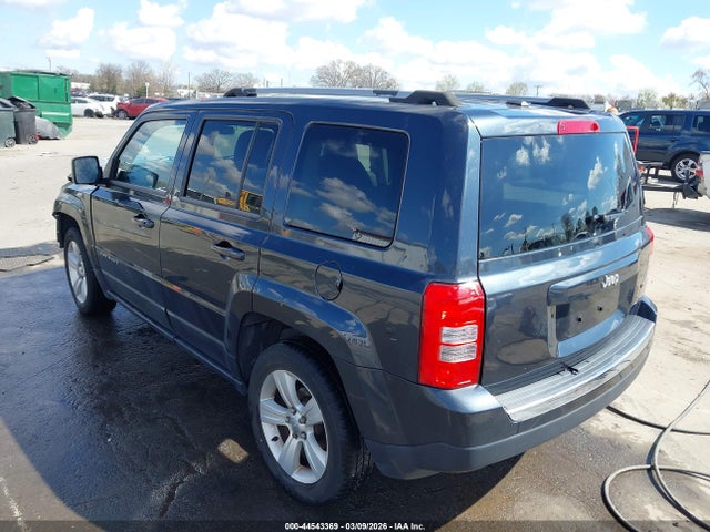44543369 :رقم المزاد ، 1C4NJPCB2ED624164 vin ، 2014 Jeep Patriot Limited مزاد بيع