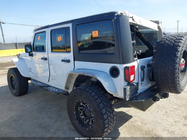 1C4BJWDG7FL634980 Jeep Wrangler Unlimited Sport