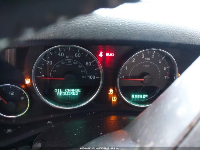 1C4BJWDG7FL634980 Jeep Wrangler Unlimited Sport