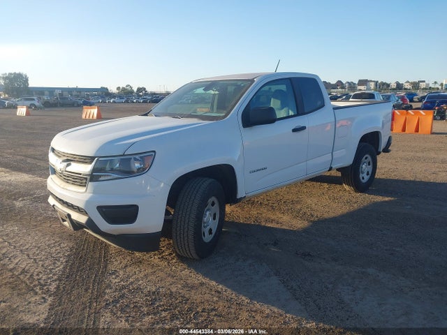 Chevrolet Colorado Wt 2018 1GCHSBEAXJ1257575 Image 2