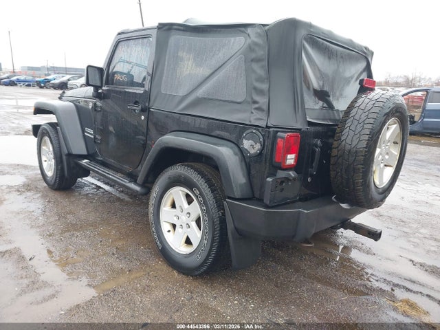 2010 JEEP WRANGLER 1J4AA2D18AL125211 Photo 2